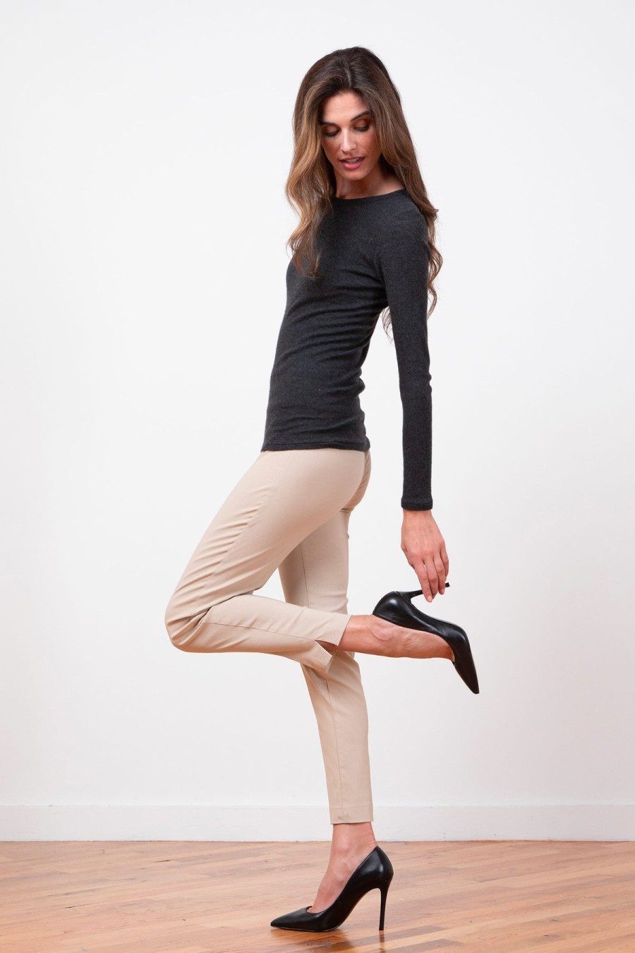 AVENUE MONTAIGNE Pants & Shorts | Pants Pars Si Pars Signature Beige