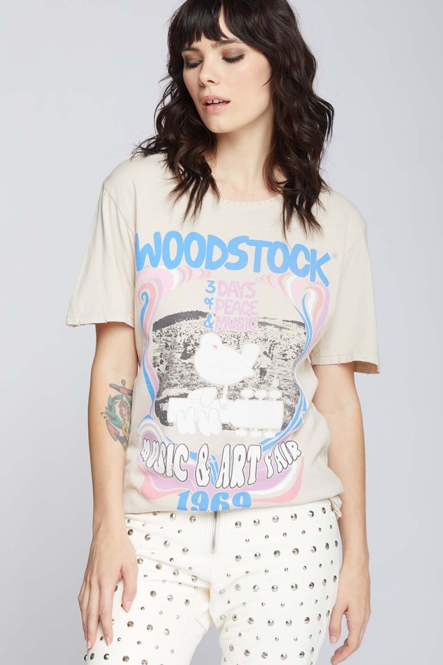 RECYCLED KARMA T-Shirts | Woodstock Music & Art Fair 1969 T-Shirt 301992 Old-Lace